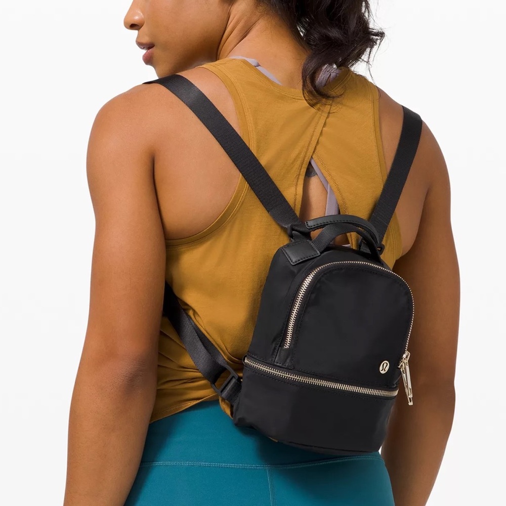 SOLD Lululemon city explorer micro backpack